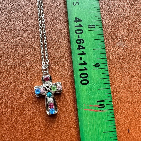 Multicolored Cross Necklace 18” - Silvertone - perfect for your little girl! New - Picture 4 of 4